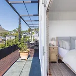 Tamboerskloof Luxury Apartment.