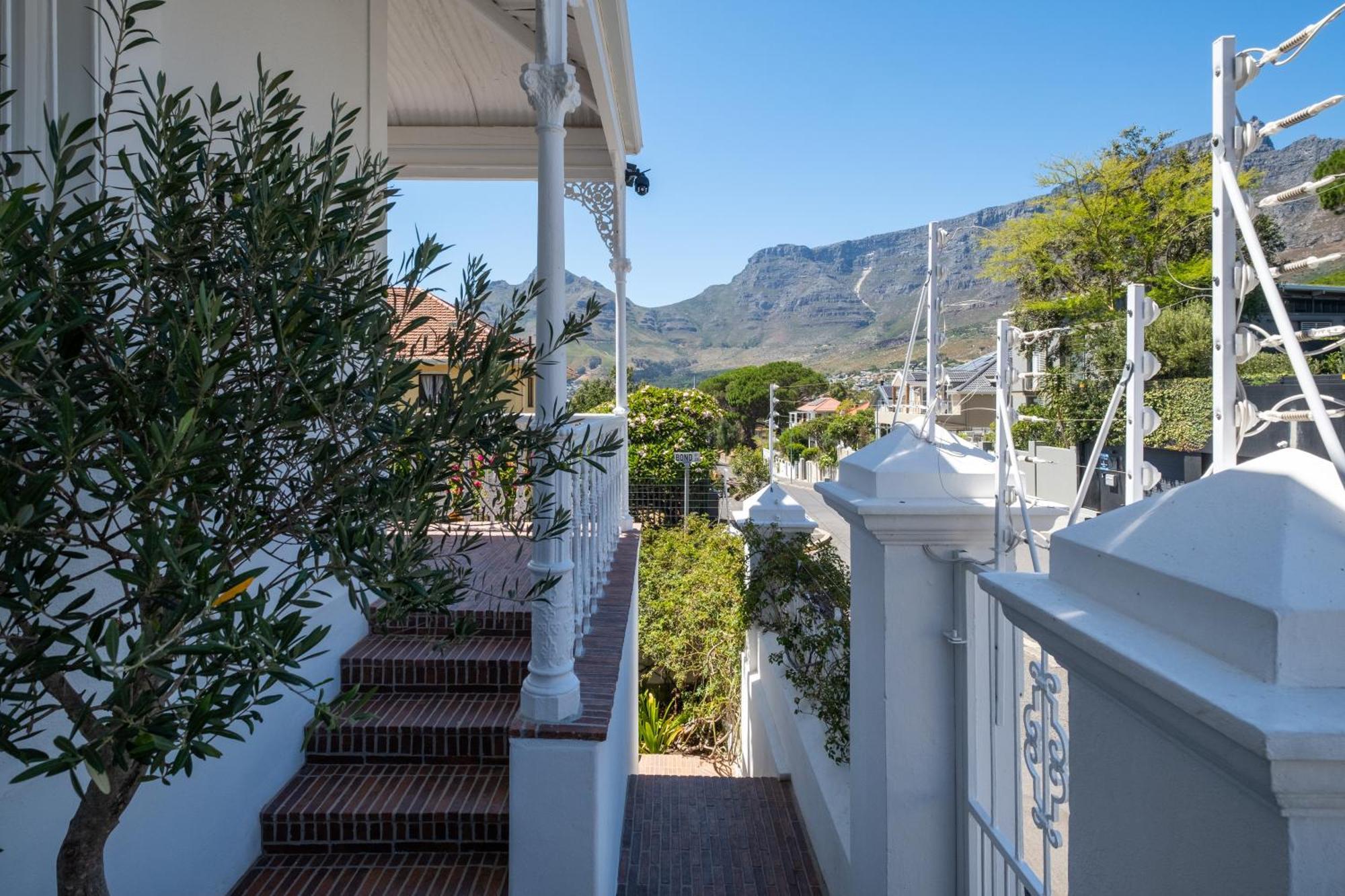 Tamboerskloof Luxury Apartment. Apartment