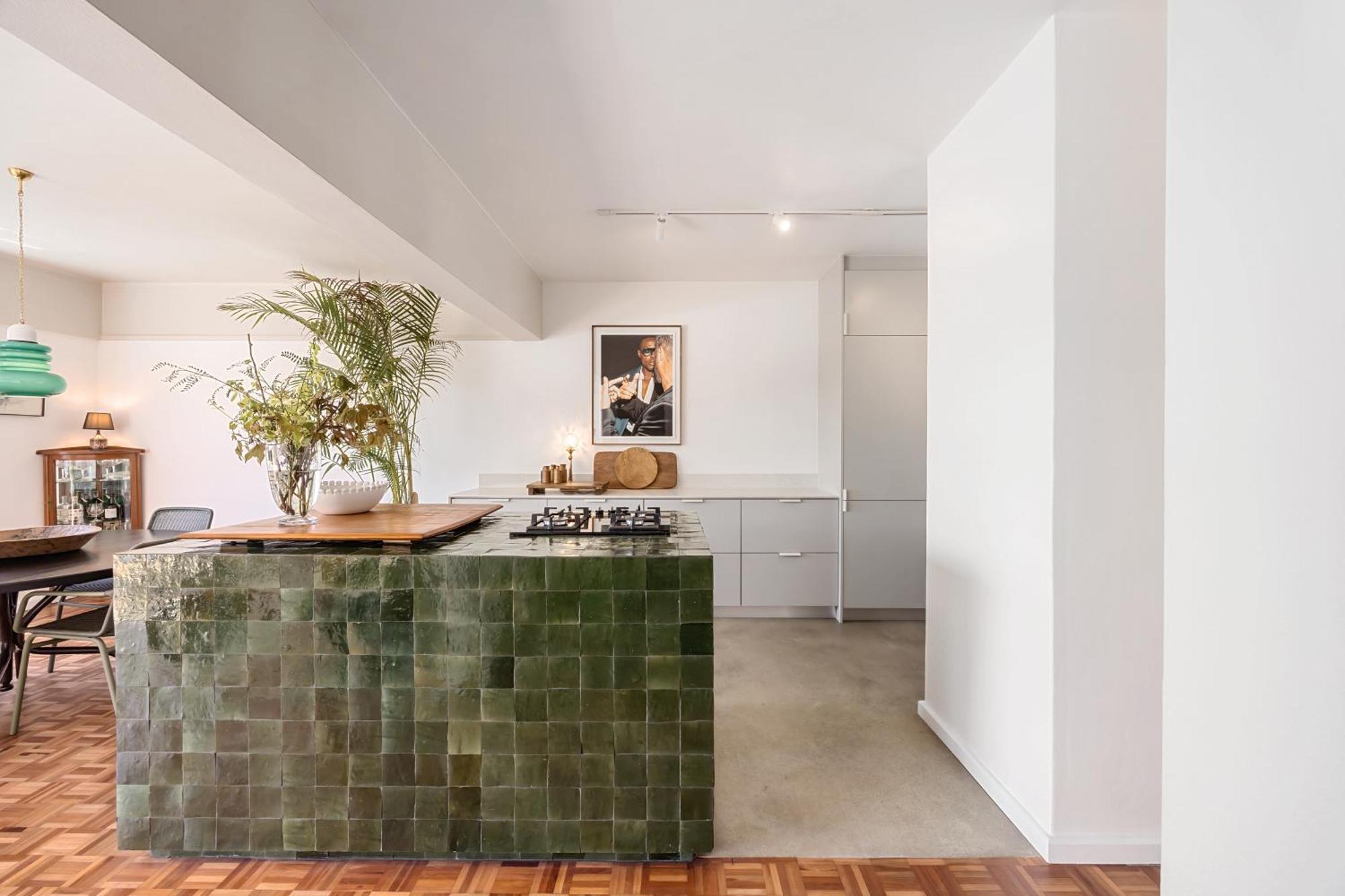 Tamboerskloof Luxury Apartment. *