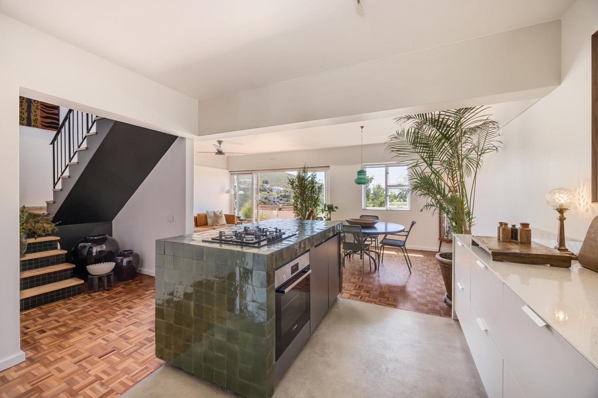 Tamboerskloof Luxury Apartment.