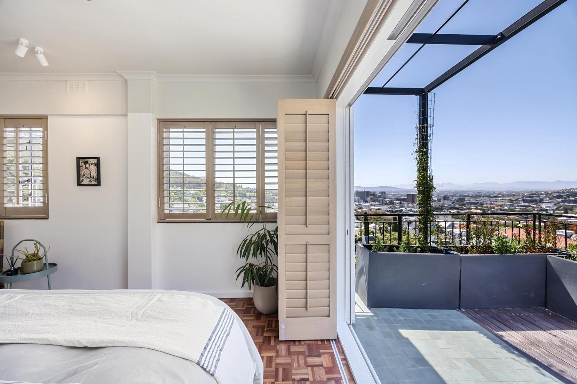 Tamboerskloof Luxury Apartment. Cape Town
